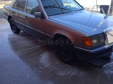 Mercedes-Benz E 230 1990 года за 1 400 000 тг. в Алматы – фото 11