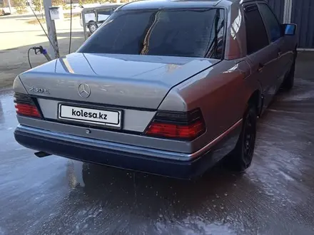 Mercedes-Benz E 230 1990 года за 1 400 000 тг. в Алматы – фото 16
