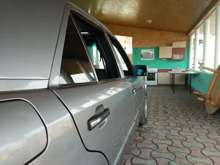 Mercedes-Benz E 230 1990 года за 1 400 000 тг. в Алматы – фото 3