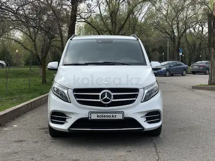 Mercedes-Benz V 250 2017 года за 28 000 000 тг. в Алматы