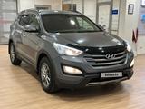 Hyundai Santa Fe 2016 годаүшін9 350 000 тг. в Астана – фото 3