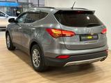 Hyundai Santa Fe 2016 годаүшін9 350 000 тг. в Астана – фото 4