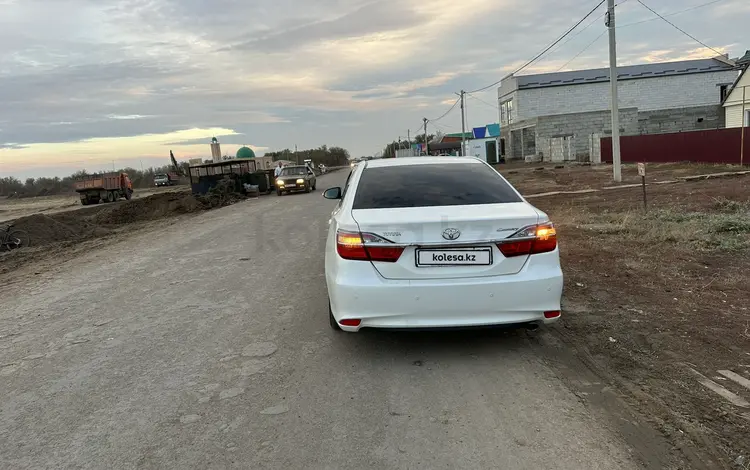 Toyota Camry 2016 года за 13 000 000 тг. в Уральск