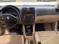 Volkswagen Jetta 2005 года за 2 450 000 тг. в Алматы – фото 15