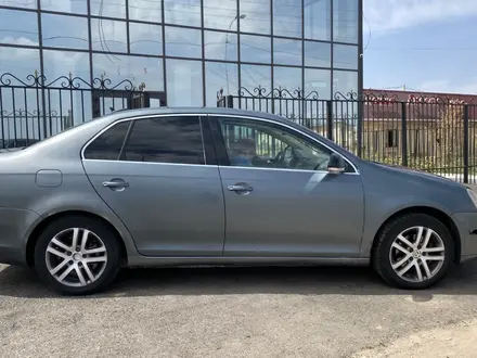 Volkswagen Jetta 2005 года за 2 450 000 тг. в Алматы