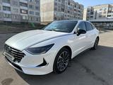 Hyundai Sonata 2021 года за 13 200 000 тг. в Алматы