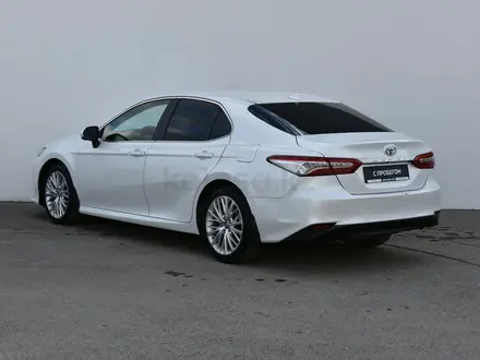 Toyota Camry 2021 года за 12 500 000 тг. в Атырау – фото 4