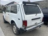 ВАЗ (Lada) Lada 2121 1998 годаүшін520 000 тг. в Талдыкорган – фото 4