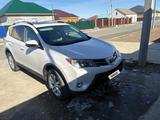 Toyota RAV4 2014 года за 8 500 000 тг. в Атырау