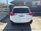 Toyota RAV4 2014 года за 8 500 000 тг. в Атырау – фото 3