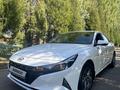 Hyundai Elantra 2022 года за 7 670 000 тг. в Алматы – фото 25