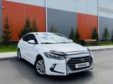 Hyundai Elantra 2018 годаүшін6 580 000 тг. в Петропавловск – фото 3