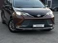 Toyota Sienna 2022 года за 18 500 000 тг. в Алматы – фото 2
