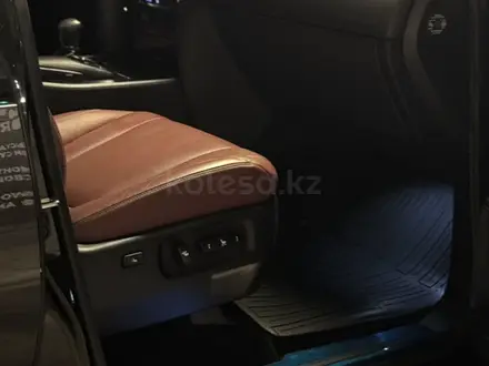 Lexus LX 570 2019 года за 49 900 000 тг. в Алматы – фото 19