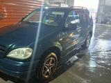 Mercedes-Benz ML 320 1999 годаүшін4 000 000 тг. в Астана