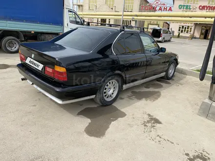 BMW 520 1993 года за 1 310 000 тг. в Алматы – фото 2
