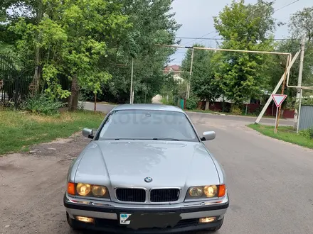 BMW 728 1998 года за 3 650 000 тг. в Алматы