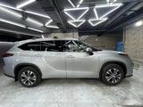 Toyota Highlander 2022 годаүшін28 500 000 тг. в Алматы – фото 3