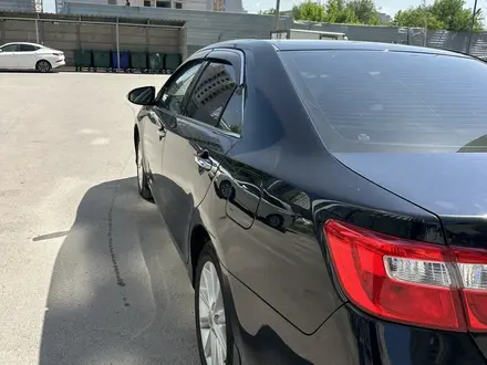 Toyota Camry 2014 года за 9 500 000 тг. в Алматы – фото 10