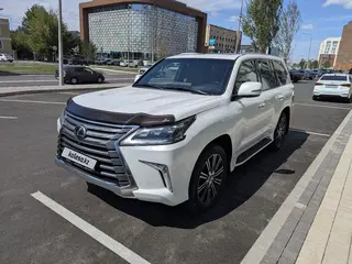 Lexus LX 570