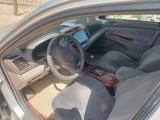 Toyota Camry 2001 годаүшін4 400 000 тг. в Жанаозен – фото 3