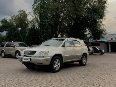 Lexus RX 300 2001 года за 5 700 000 тг. в Алматы – фото 2