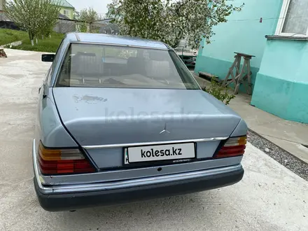Mercedes-Benz E 200 1991 года за 1 200 000 тг. в Шымкент – фото 2