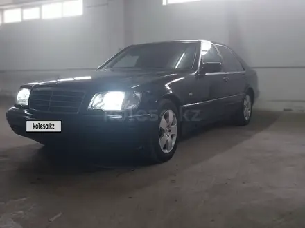 Mercedes-Benz S 320 1997 года за 3 800 000 тг. в Астана – фото 9