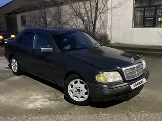 Mercedes-Benz C 280