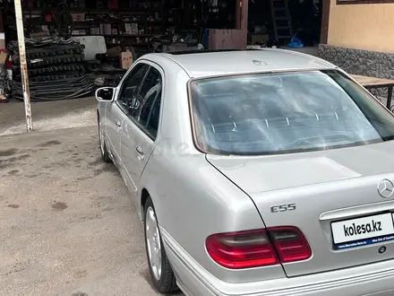 Mercedes-Benz E 320 2000 года за 4 800 000 тг. в Алматы – фото 4