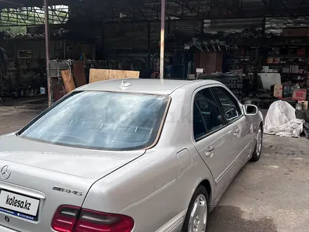 Mercedes-Benz E 320 2000 года за 4 800 000 тг. в Алматы – фото 23