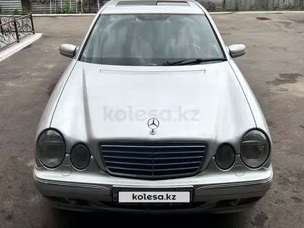 Mercedes-Benz E 320 2000 года за 4 800 000 тг. в Алматы – фото 3