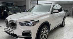 BMW X5 2019 года за 37 500 000 тг. в Алматы – фото 3