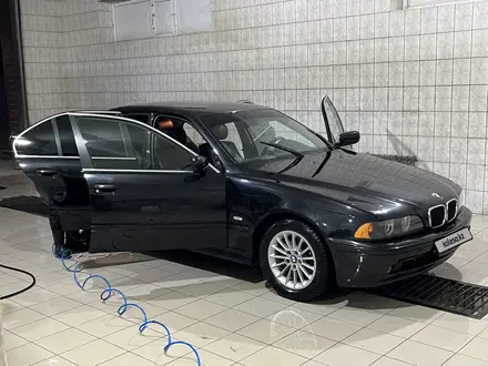 BMW 525 2002 года за 6 000 000 тг. в Атырау – фото 8