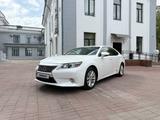 Lexus ES 300h 2014 годаfor10 000 000 тг. в Караганда – фото 3