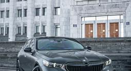 BMW 530 2023 года за 43 000 000 тг. в Алматы – фото 3