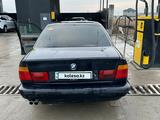 BMW M5 1994 года за 1 500 000 тг. в Туркестан – фото 3