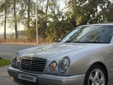 Mercedes-Benz E 280 1998 года за 4 500 000 тг. в Алматы – фото 19