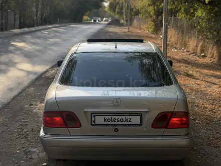 Mercedes-Benz E 280 1998 года за 4 500 000 тг. в Алматы – фото 8