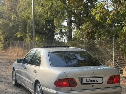 Mercedes-Benz E 280 1998 года за 4 500 000 тг. в Алматы – фото 7