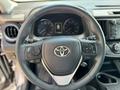 Toyota RAV4 2017 года за 11 400 000 тг. в Астана – фото 2