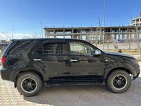 Toyota Fortuner 2005 года за 8 000 000 тг. в Актау