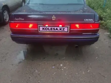 Тойота кроун 1991 г 3, 9 л. Задняя двер, крышка багажника. за 25 000 тг. в Алматы