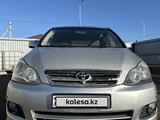 Toyota Ipsum 2004 года за 3 200 000 тг. в Атырау – фото 2