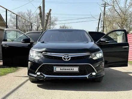 Toyota Camry 2017 года за 13 300 000 тг. в Астана – фото 9