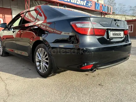 Toyota Camry 2017 года за 13 300 000 тг. в Астана – фото 13