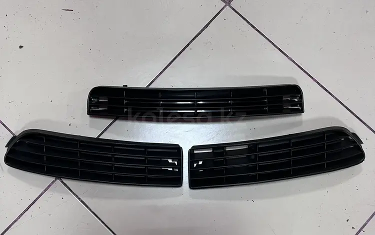 Улыбка Audi A6C4 (1994-1997) за 14 000 тг. в Астана