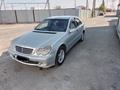 Mercedes-Benz C 180 2001 года за 3 500 000 тг. в Атырау – фото 3