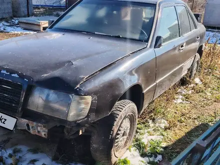 Mercedes-Benz E 230 1989 года за 570 000 тг. в Астана – фото 3