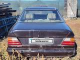 Mercedes-Benz E 230 1989 годаfor570 000 тг. в Астана – фото 5